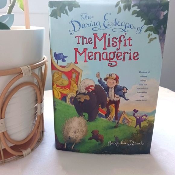 "The Daring Escape Of The Misfit Menagerie" Jacqueline Resnick, Children's Book - Picture 2 of 16